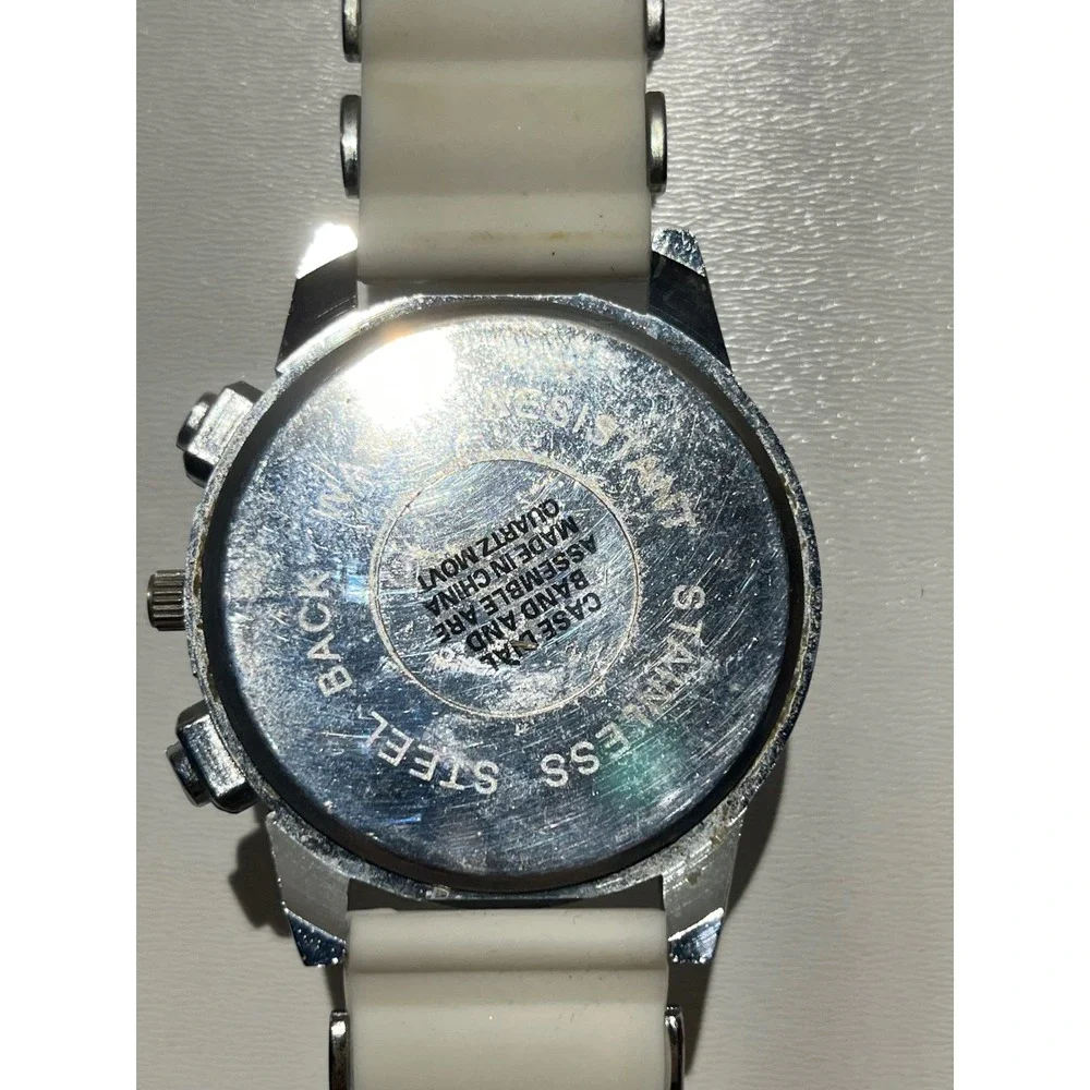Geneva quartz watch